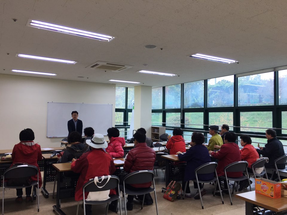 하모니카 월례회의 사진 2.jpg