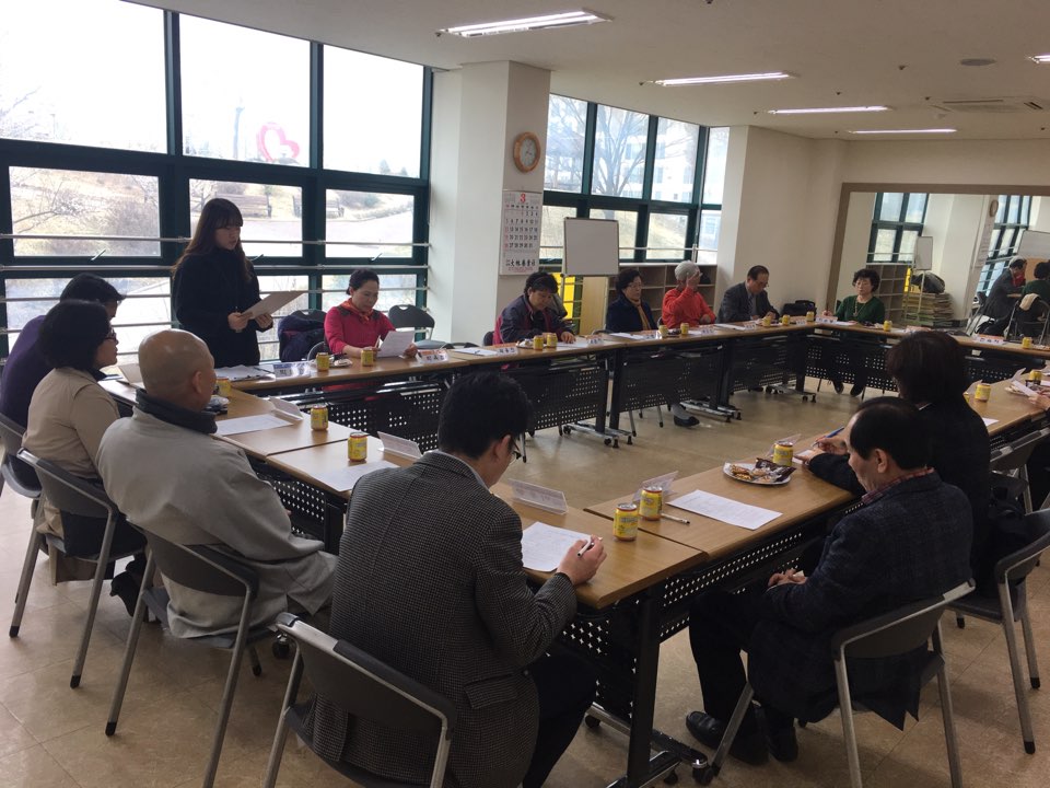 1차 간담회 사진 2.jpg