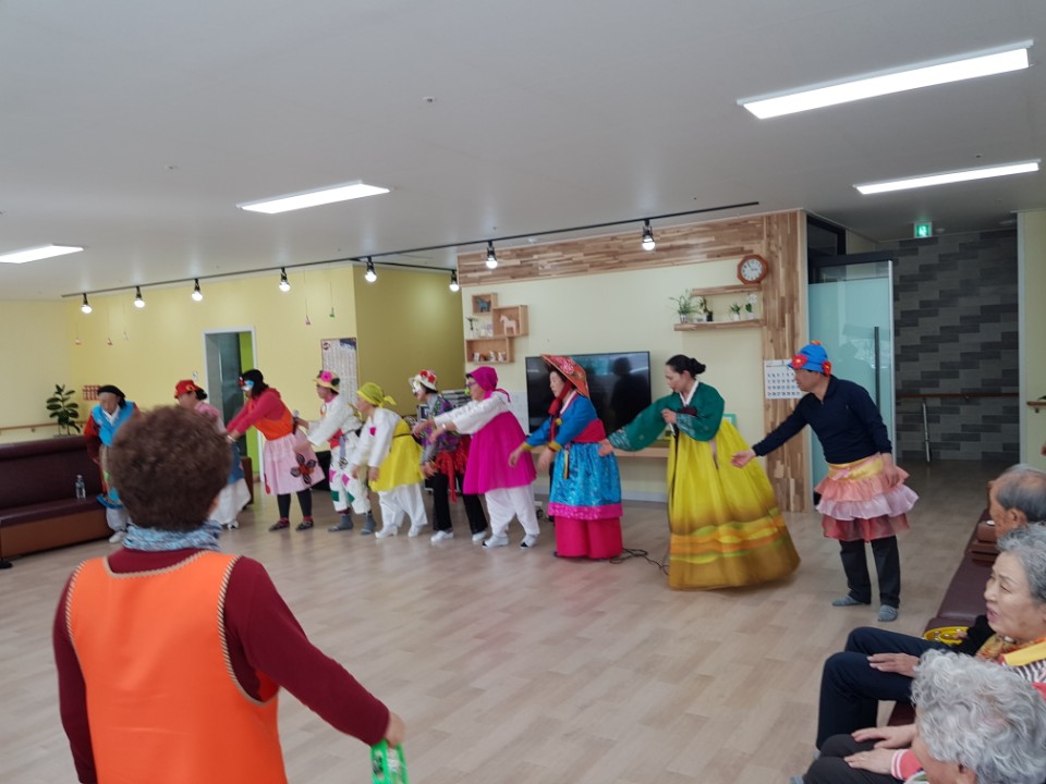 3.6(화) 미소랑주간보호센터.jpg