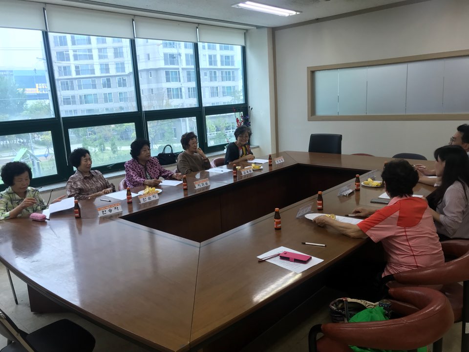 재활용공예봉사단 간담회1차2.jpg